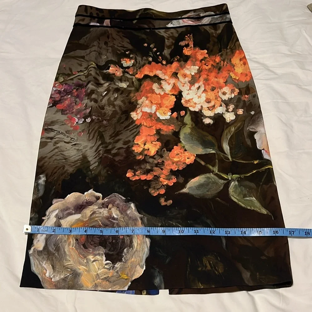 ROBERTO CAVALLI skirt, size 8 - Picture 8 of 12